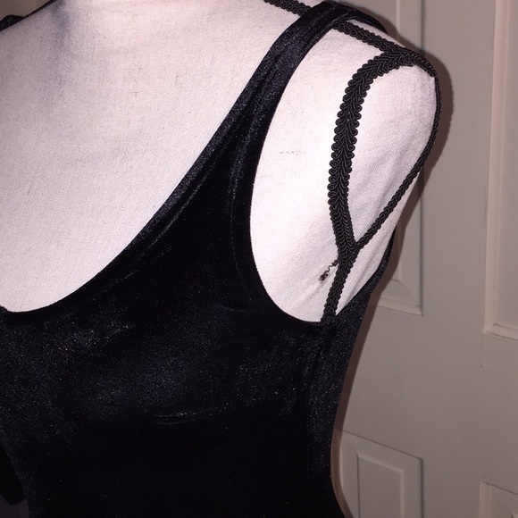 Sassy Velvet Bodycon Knit Dress (Black) - Picture 3 of 5